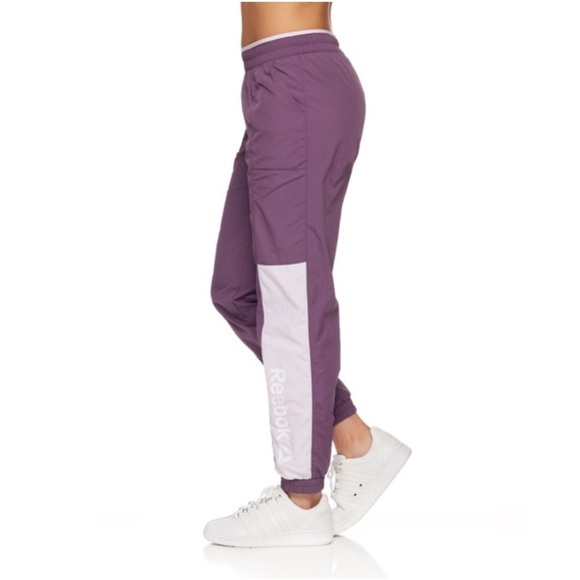 Reebok Track Pants Women's Size Medium Violet Lilac Purple Nylon Focus Woven - Picture 7 of 12
